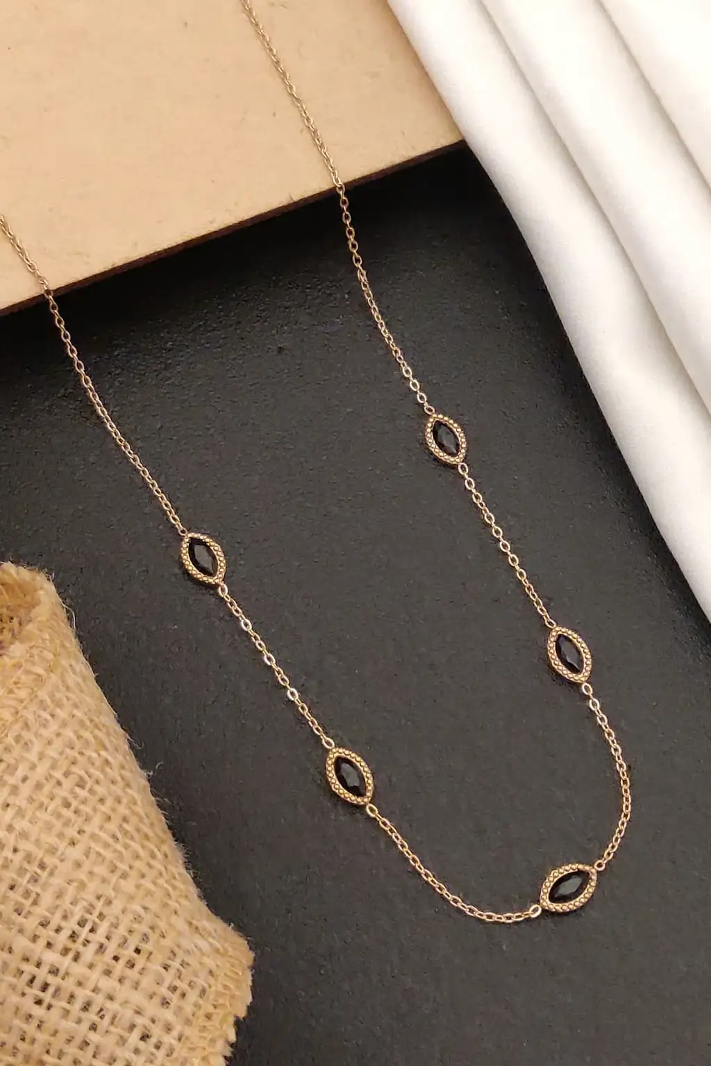 chain  pendent